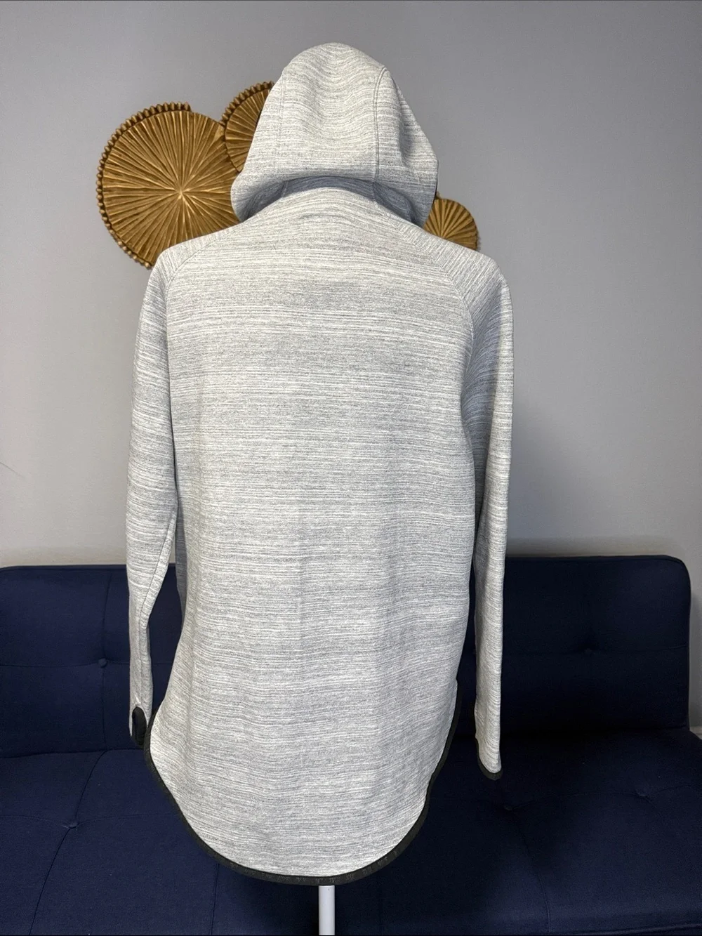 Nike Women's Light Gray Heathered Full-Zip Hooded Cape Hi-low Jacket size Medium